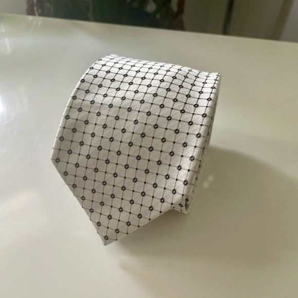 3 Ties Bundle: J. Dolhomut/Geoffrey Been/Romario Manzini - Picture 7 of 8